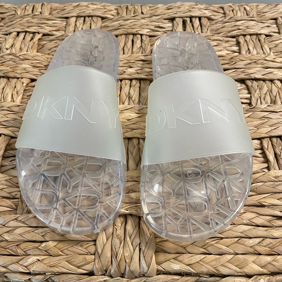 DKNY clear slides. - Picture 2 of 4